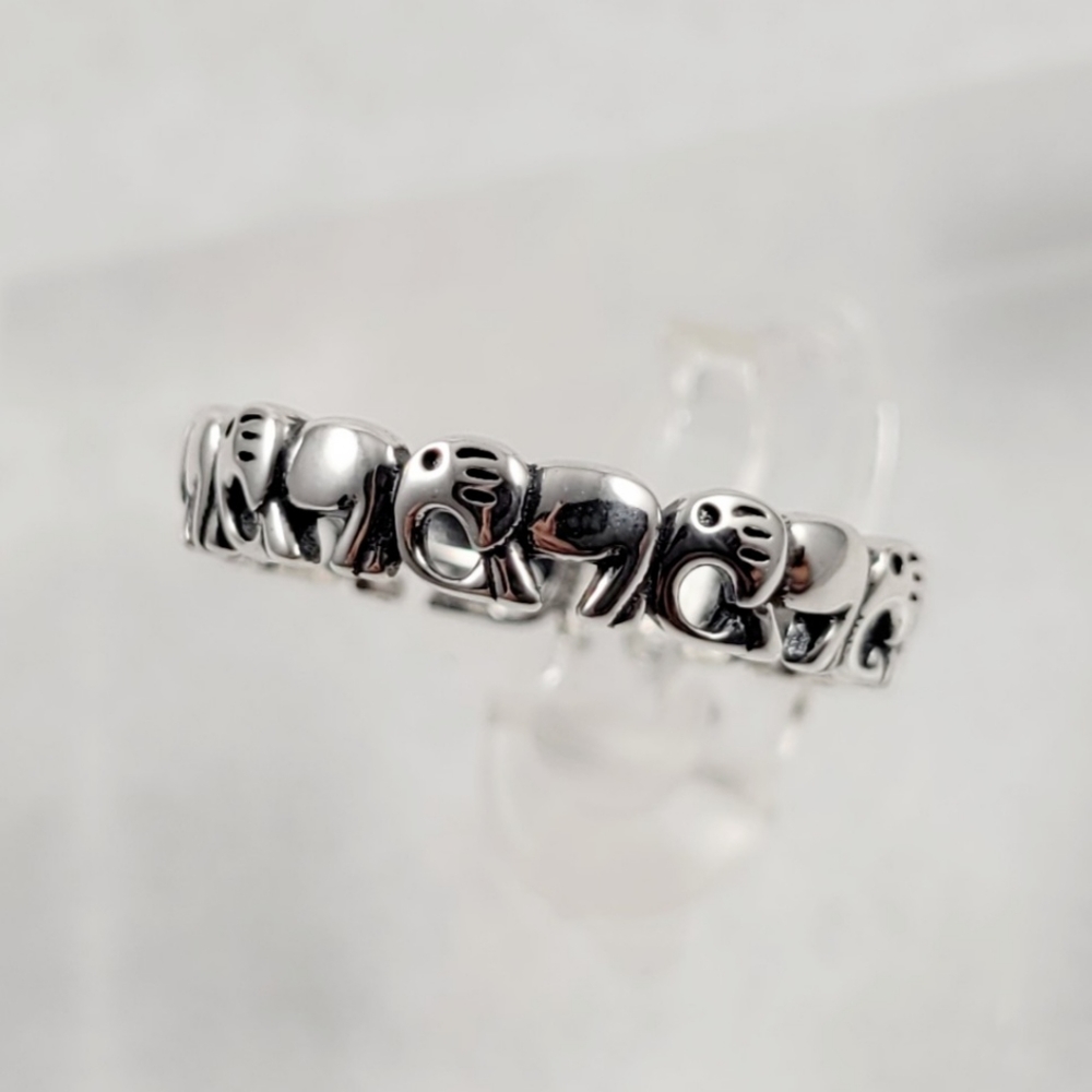 Sterling Silver Elephant Eternity Band - Picture 7 of 13